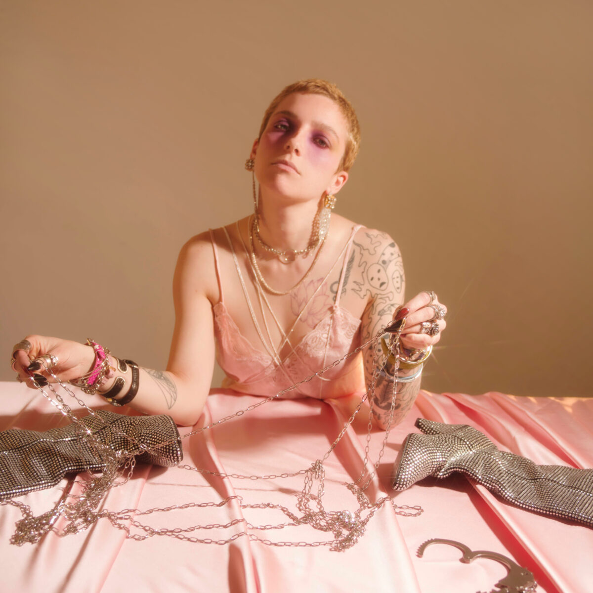FLOSSING — Queen of the Mall